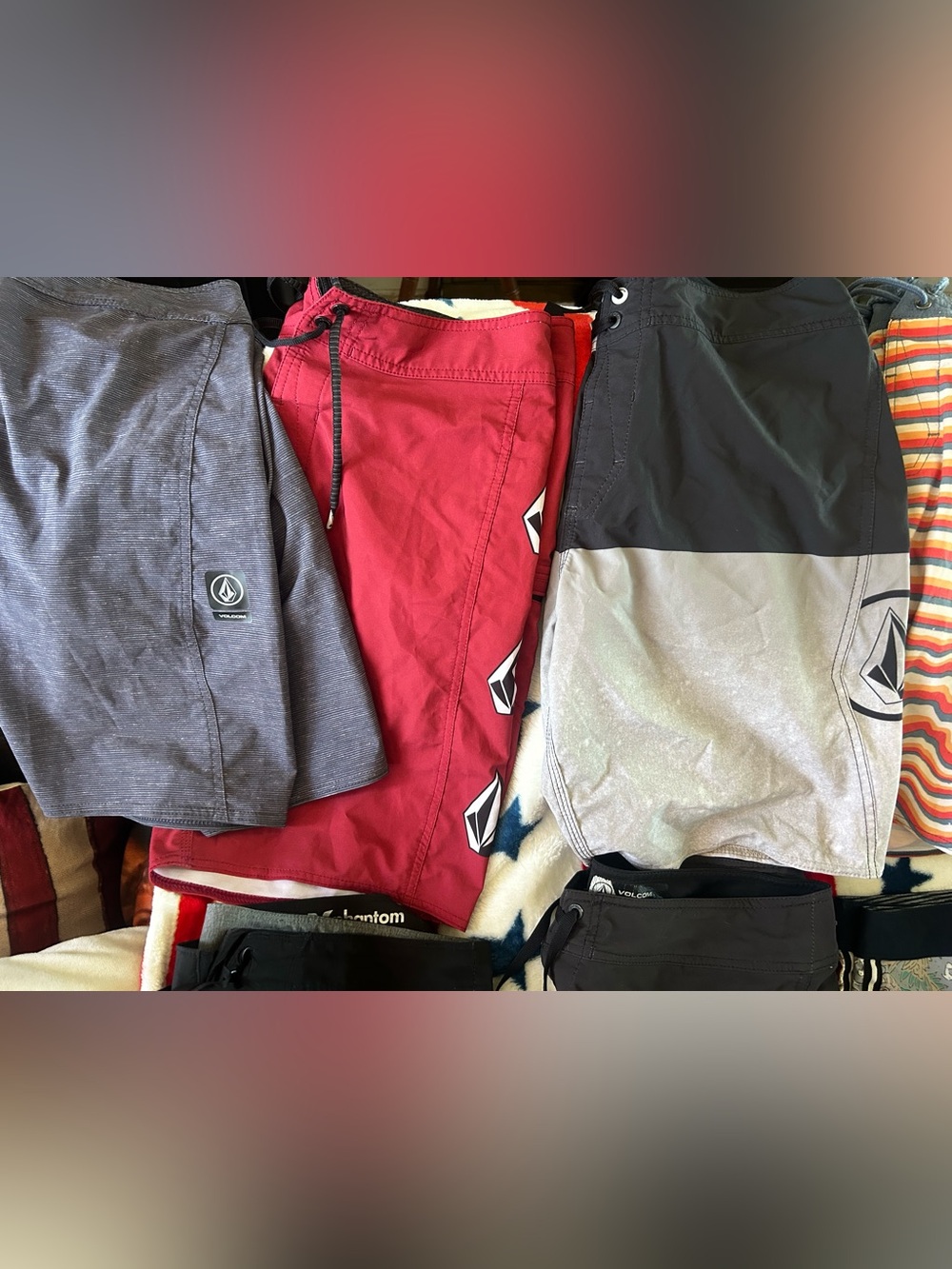 Volcom Men's Boardshorts in Red, Gray, Black